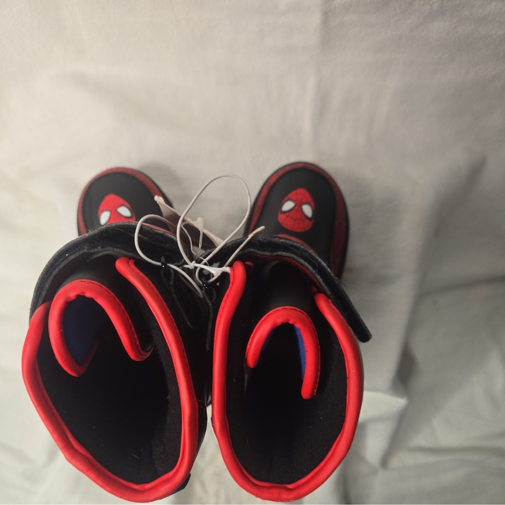 SPIDER-MAN Waterproof Insulated Snow Boots w/Lights NWT Toddler's Size 8 - Picture 6 of 9